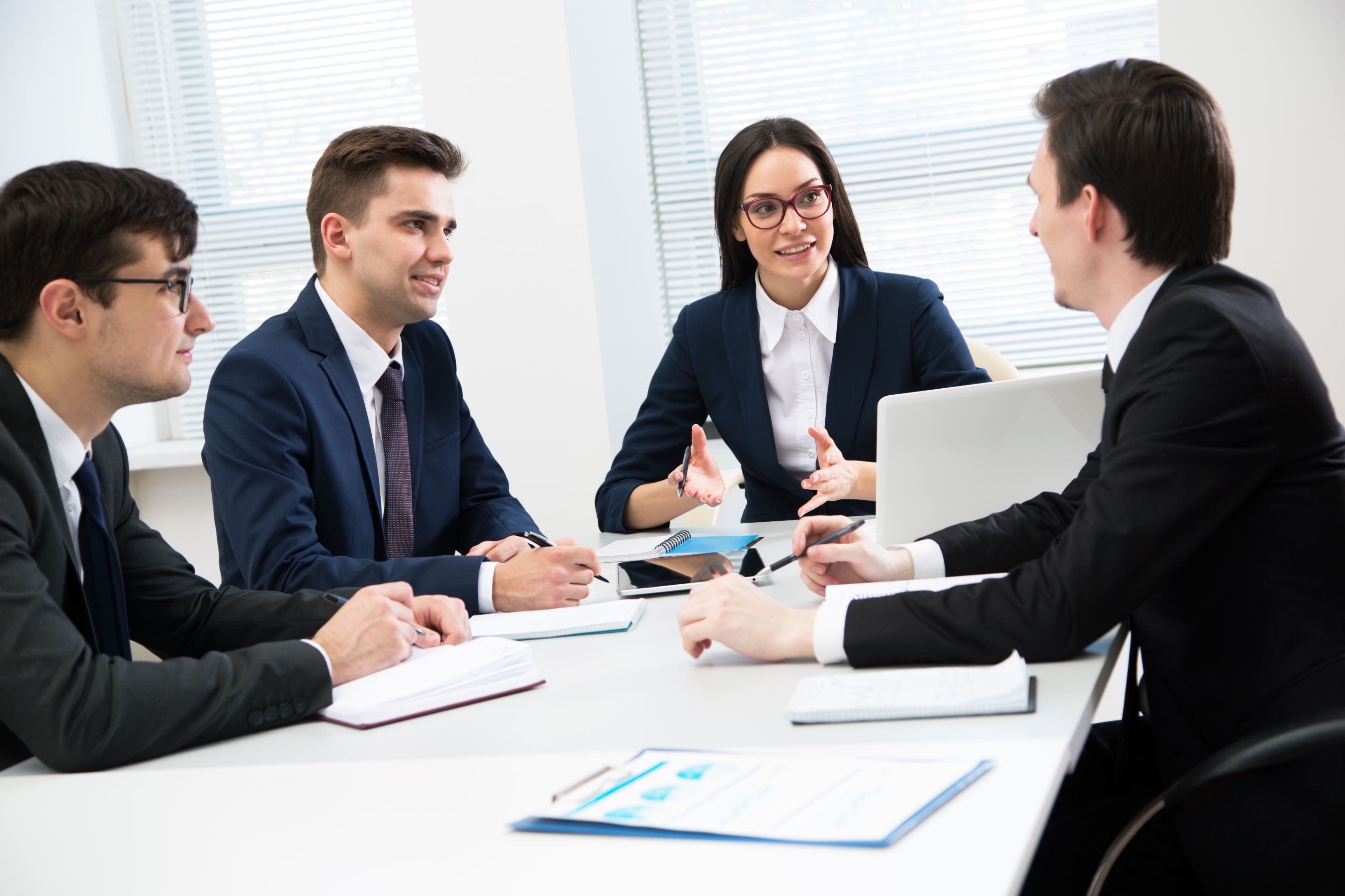 Interaction between the boss and employees who are the same age